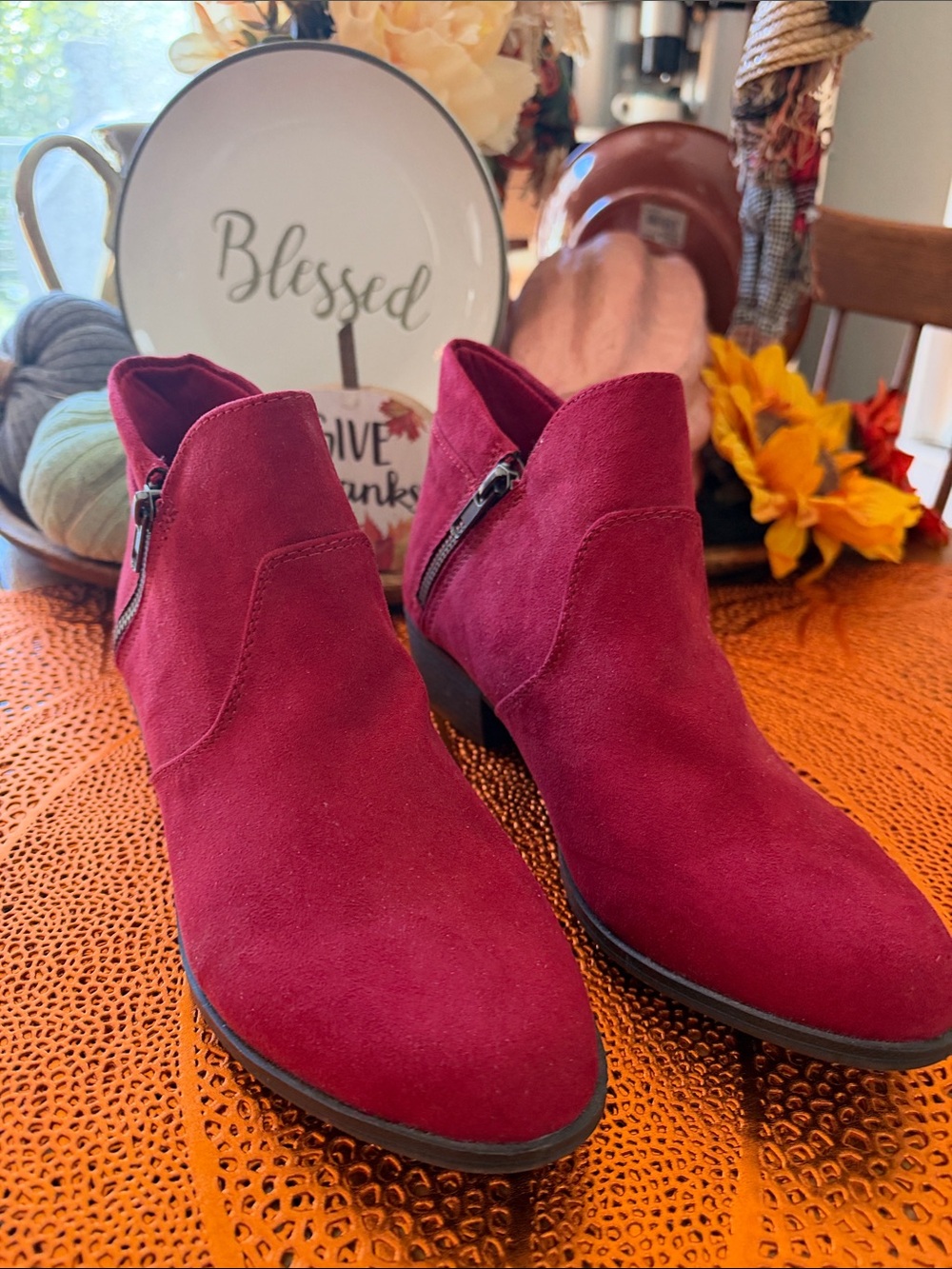Like new Sun + Stone Abby Double Zip Booties Women’s Size 8.5